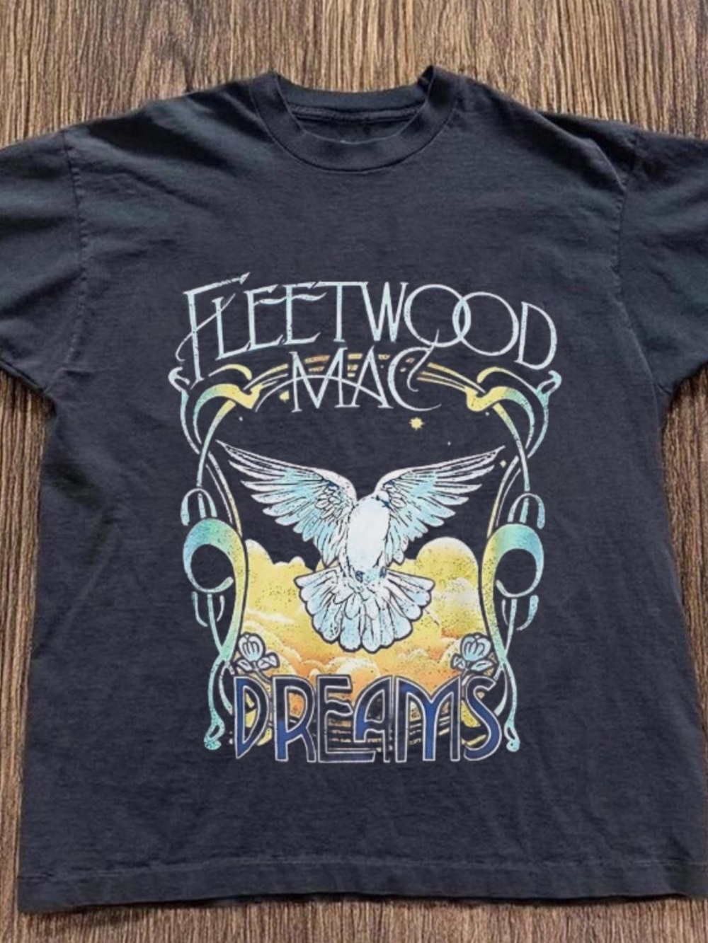 Gildan Black Fleetwood Mac 'Dreams' Graphic Tee